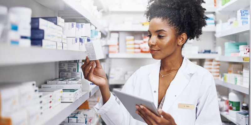 Retail Health Clinics: Exploring Their Benefits and Drawbacks